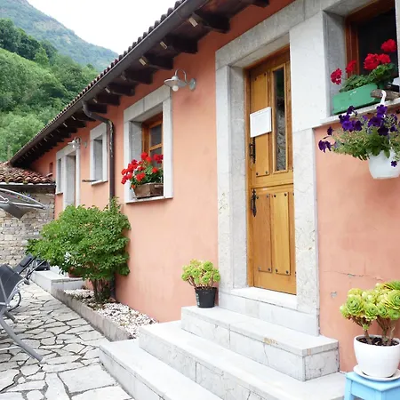Apartment Rurales Casona De Lolo
