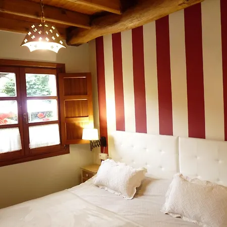 Rurales Casona De Lolo * Caunedo